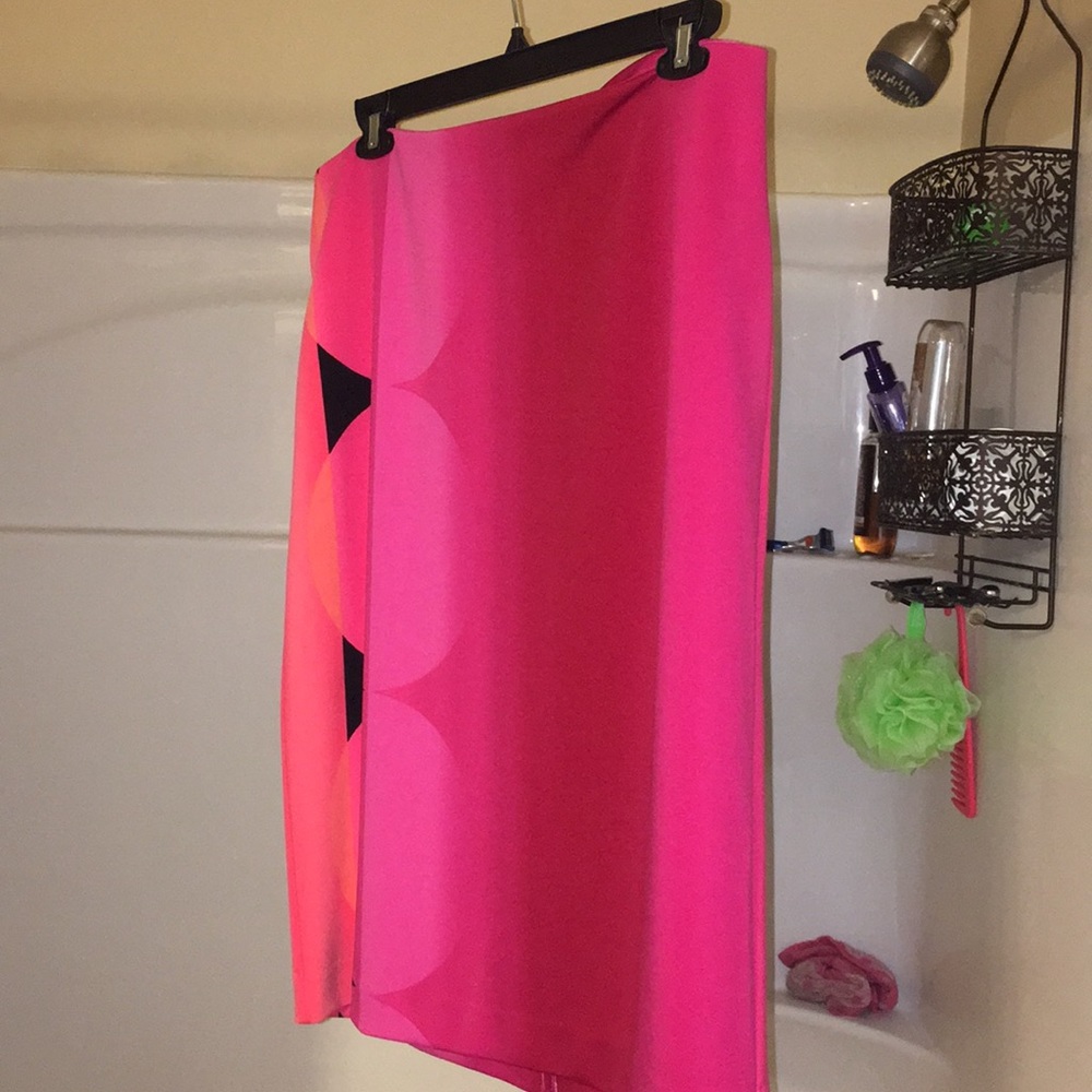 Worthington size 18 stretchy pencil skirt.